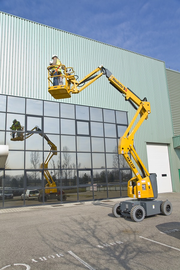 高空升降臺(tái)的類型