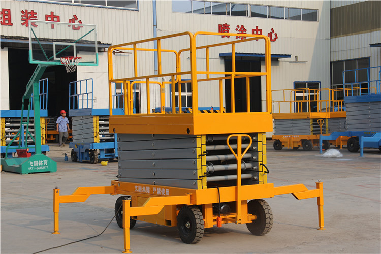 成都移動(dòng)式液壓升降機(jī)