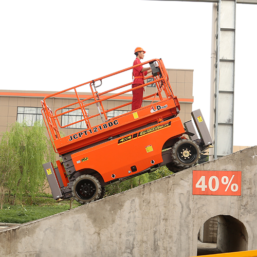 鼎力升降機(jī)多少錢(qián)