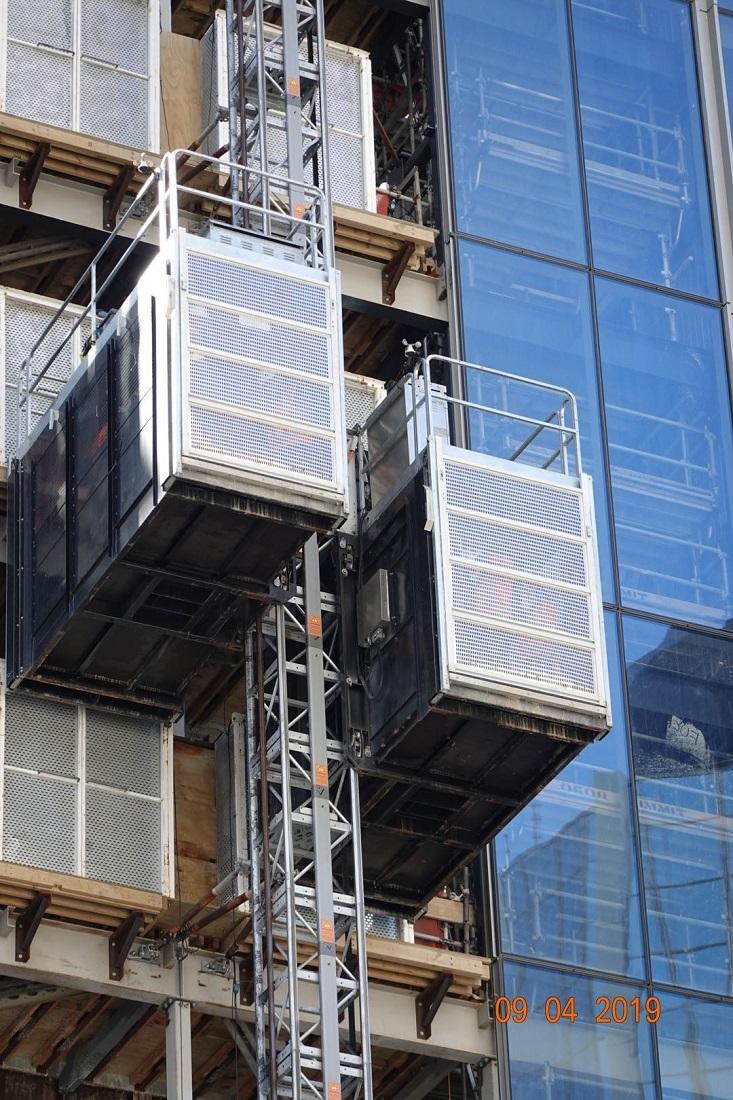 建筑施工升降機