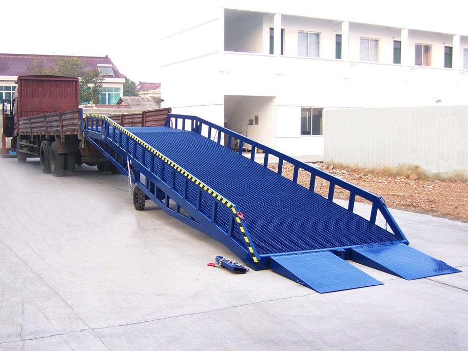 移動式登車橋圖片